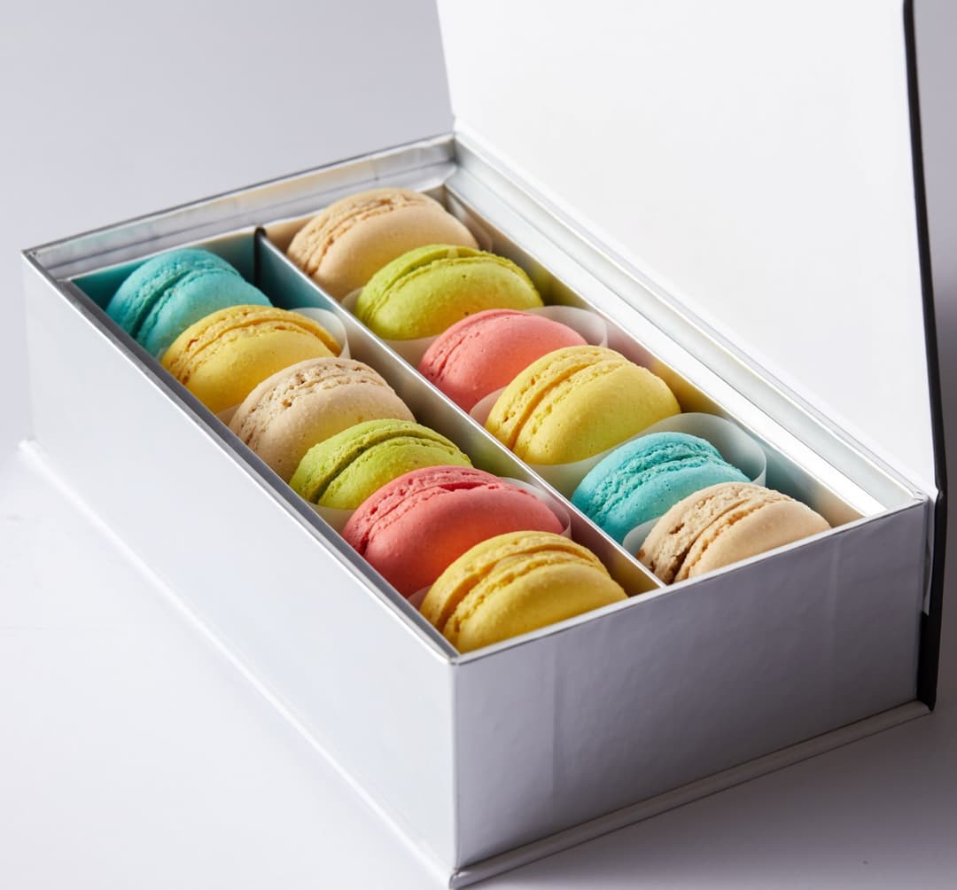 HỘP MACARON 12 BÁNH