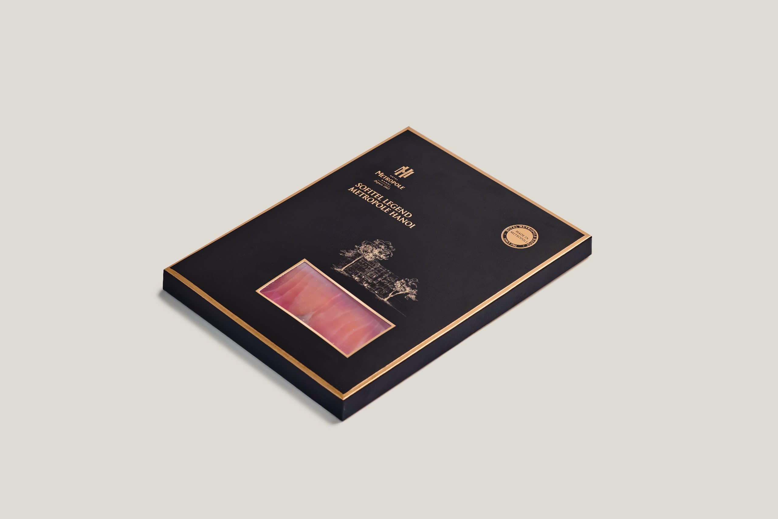 METROPOLE BEETROOT-MARINATED SALMON