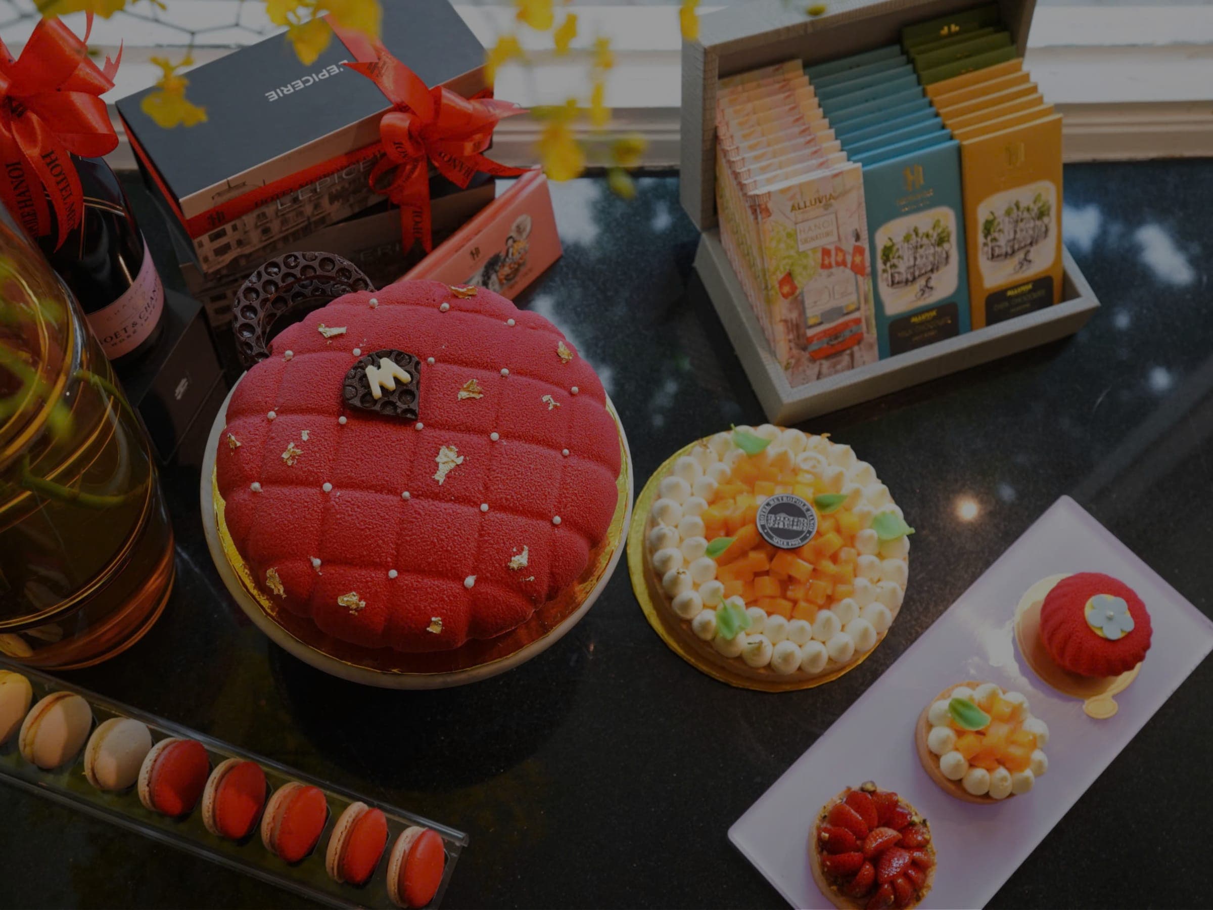 Explore Metropole classics from the comfort of your home